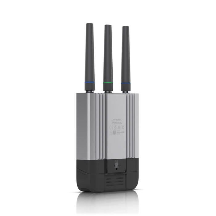 Ubiquiti UniFi Mobile Router Industrial [UMR-Industrial-US]